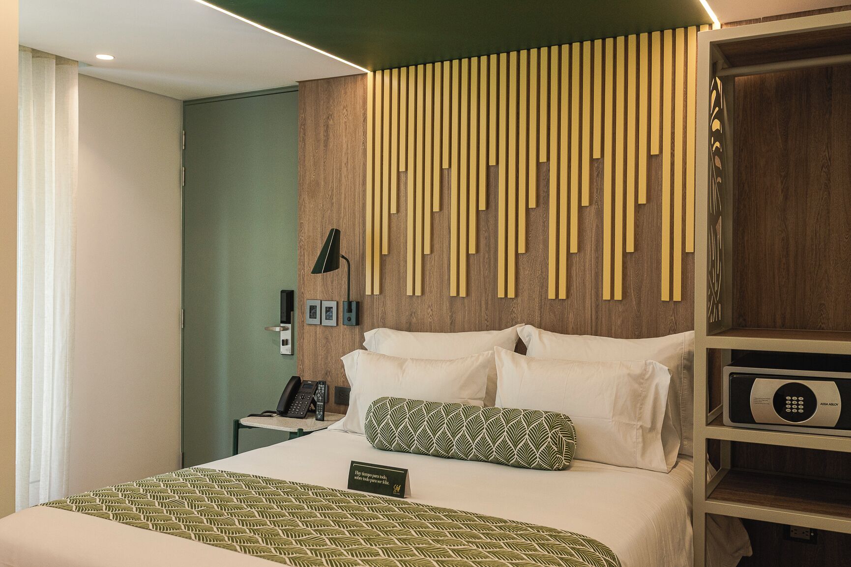 Superior Double Room | Minibar, in-room safe, desk, laptop workspace