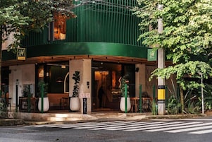 Entrada al alojamiento