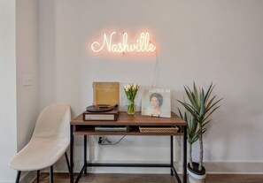 Interior - King bed + Free parking - Stylish East Nashville condo near Opry & downtown (Nashville)