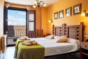 3 bedrooms, iron/ironing board, free WiFi, bed sheets - Country House 'Las Puentes 1' with Mountain View, Private Terrace and Wi-Fi (Candelario)