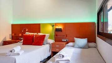 5 slaapkamers, een strijkplank/strijkijzer, gratis wifi, beddengoed