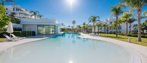 Piscine couverte, piscine chauffée