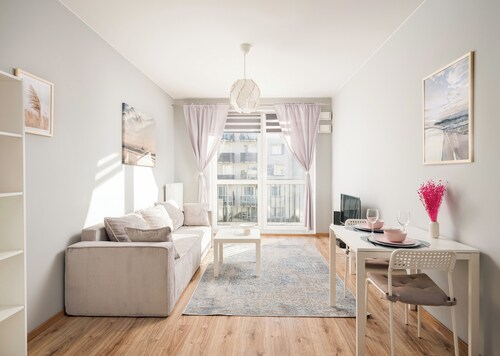 Warszawa-Włochy Serene Apartment