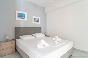 1 bedroom, free WiFi, bed sheets