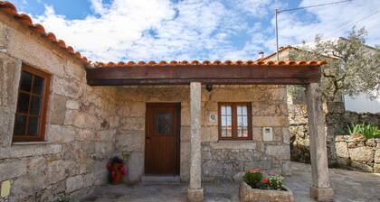 Chambre d'hôtes 'Casa Da Lagariça - Sortelha' avec Jardin Privé, Wi-Fi et Climatisation