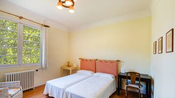 3 chambres, Wi-Fi gratuit, draps fournis
