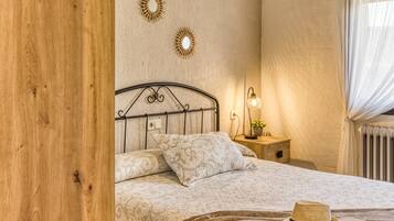 2 slaapkamers, een strijkplank/strijkijzer, gratis wifi, beddengoed