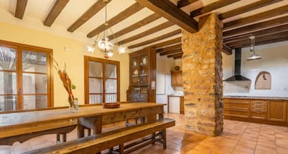 Country House 'Casa Vilanova' with Mountain View, Private Terrace and Wi-Fi