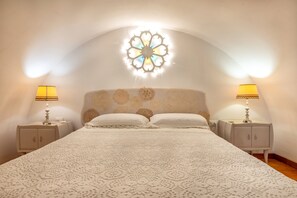 1 camera, Wi-Fi gratuito, lenzuola