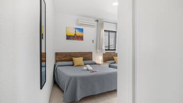 1 bedroom, free WiFi, bed sheets