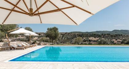 Lovely home in Chiaramonte Gulfi with house a panoramic view