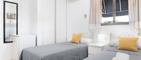1 chambre, Wi-Fi gratuit, draps fournis