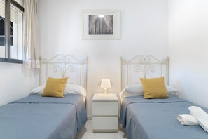 1 camera, Wi-Fi gratuito, lenzuola