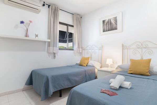 1 bedroom, free WiFi, bed sheets