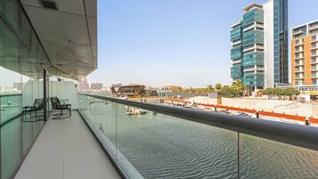 Grand-Apartment, 1 King-Bett | Balkon