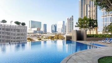 Piscina a l'aire lliure