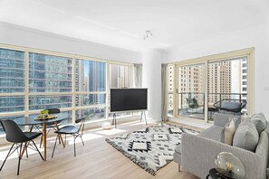 Exclusive Apartment, 1 King Bed | Living area | Smart TV - Silkhaus Marina Quays West (Dubai)