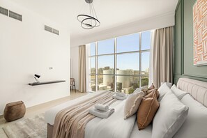 Premier Apartment, 1 King Bed | 1 bedroom, Egyptian cotton sheets, premium bedding, memory-foam beds - Silkhaus Reef Residence (Dubai)