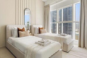 2 bedrooms, Egyptian cotton sheets, premium bedding, memory foam beds