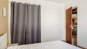 2 bedrooms, free WiFi