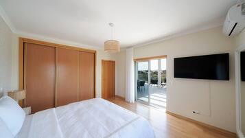 2 camere, ferro/asse da stiro, Wi-Fi gratuito, lenzuola