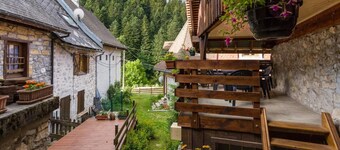 Apartment 'Koch' with Private Terrace and Wi-Fi