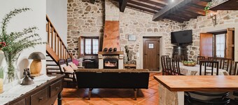 Holiday Home 'Casa Com 4 Quartos' with Shared Terrace, Balcony and Wi-Fi