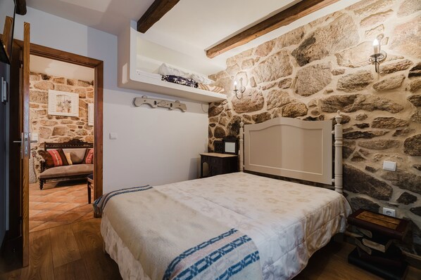 1 多间卧室、免费 WiFi、床单