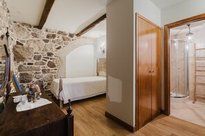 1 chambre, Wi-Fi gratuit, draps fournis