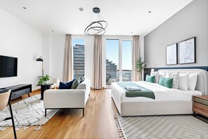 Grand Studio, 1 Queen Bed | Interior - Silkhaus Al Barza North (Abu Dhabi)