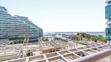 Estúdio grand, 1 cama Queen | Vista para a cidade