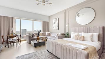 Estudi Gallery, 1 llit de matrimoni | Sala d'estar | Televisor intel·ligent de 50 polzades amb canals digitals