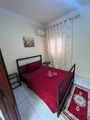 3 bedrooms, WiFi, bed sheets