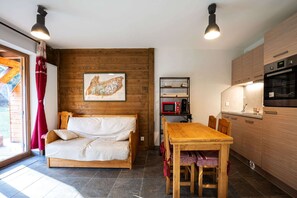 Interior - Apartment in Morillon with Mountain Views (Morillon)