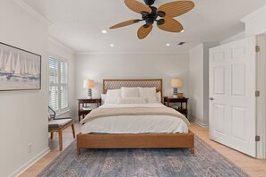 3 dormitorios, tabla de planchar con plancha, wifi gratis y ropa de cama