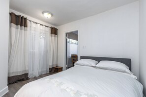 1 chambre, fer et planche à repasser, Wi-Fi gratuit, draps fournis