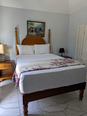 2 soverom, strykejern/-brett, wi-fi og sengetøy