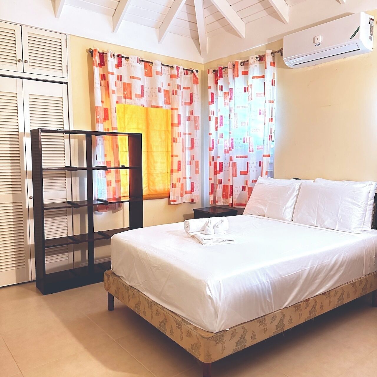 3 Schlafzimmer, Bügeleisen/Bügelbrett, WLAN, Bettwäsche