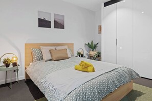 2 chambres, fer et planche à repasser, Wi-Fi, literie fournie
