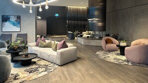 Lobby - Ritz Grand Retreat (Melbourne)