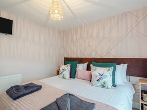 2 chambres, accĂšs au Wi-Fi (inclus), literie fournie
