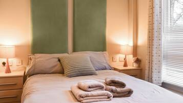 2 chambres, Wi-Fi gratuit, draps fournis