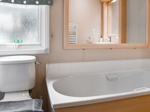 Towels - Azure Retreats - Beautiful Sea View - UK48810 (Lowestoft)