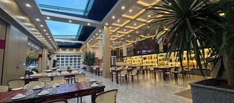 Doi Ngoai Bien Phong SPA Hotel