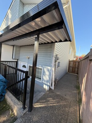 Enceinte de lâhĂ©bergement