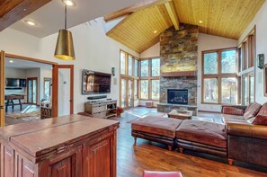 Kamin, Tischfußball