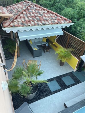 Terrace/patio - Pleasant, warm apartment with private pool. (Le Diamant)