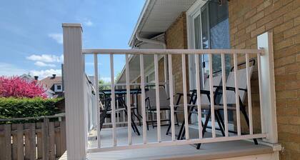 Apartment with a Balcony. Free Parking.