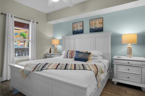 3 bedrooms, iron/ironing board, free WiFi, bed sheets - 102W Bottom Floor! VIP Private Parking & Beach Service (Panama City Beach)