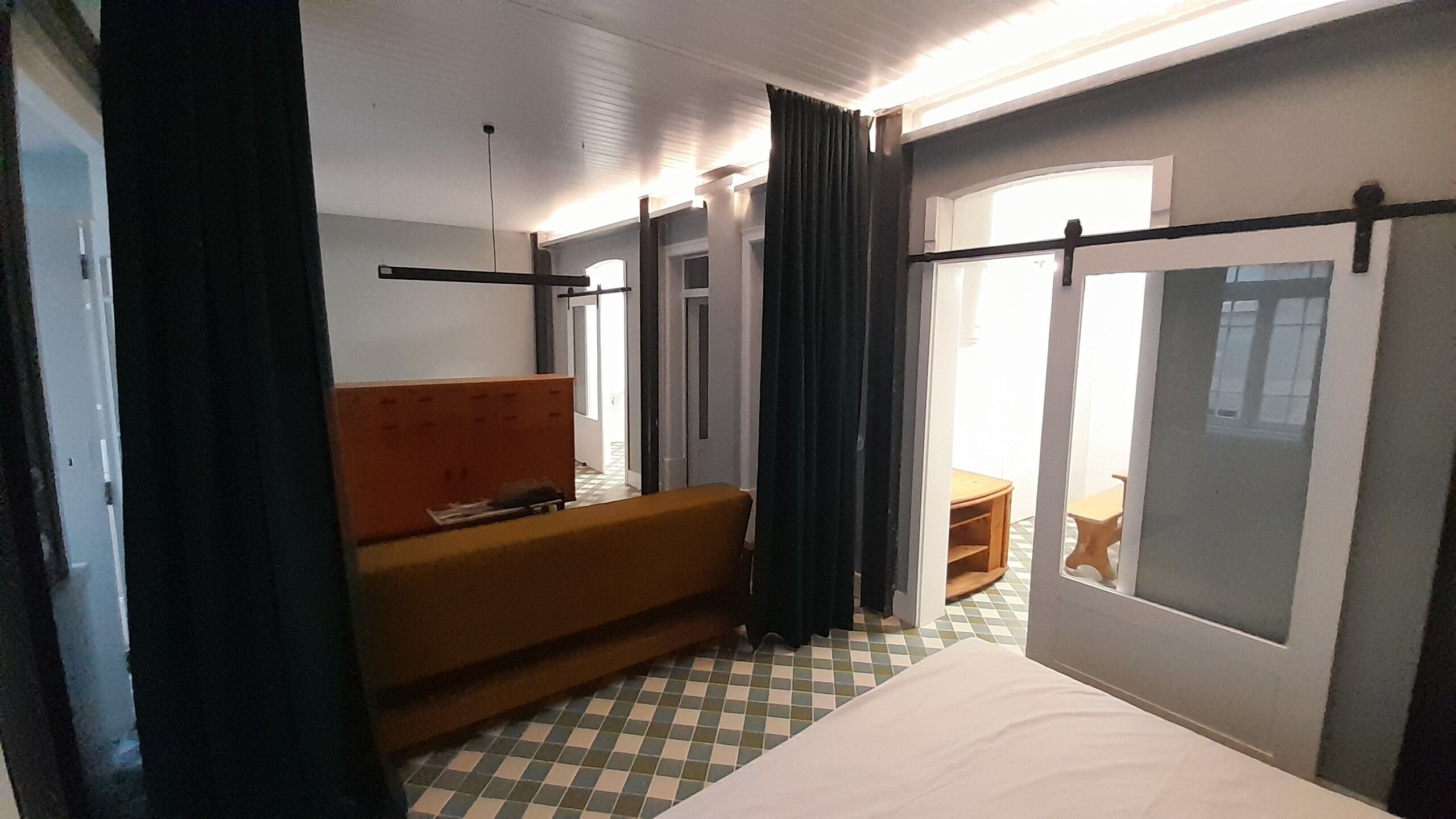 2 slaapkamers, een strijkplank/strijkijzer, wifi, beddengoed